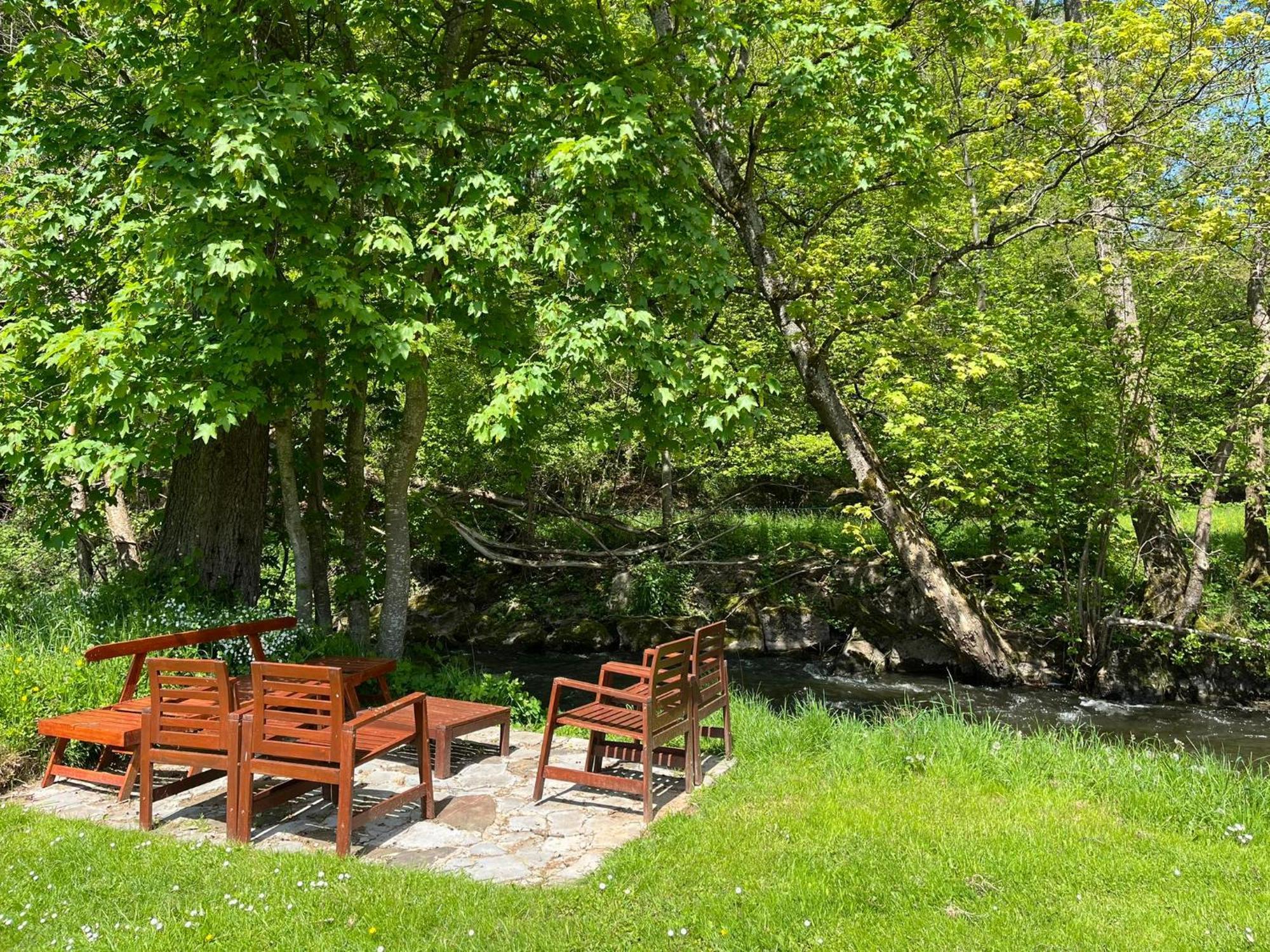 B&B Madoli Érezée Extérieur photo